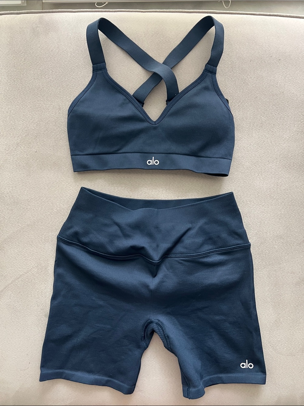ALO Yoga Ribbed Crossback Sports Bra in Navy - Picture 1 of 4
